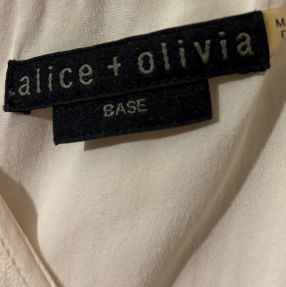 Alice + Olivia Chic Cream Sleeveless Silk Blouse Size Small - Picture 4 of 6